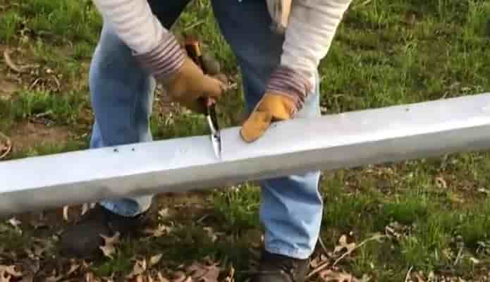 How to Cut Aluminum Gutters