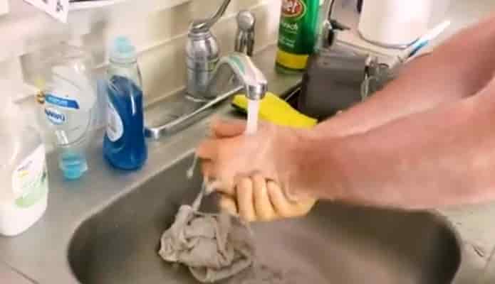 How to Remove Polyurethane from Hands