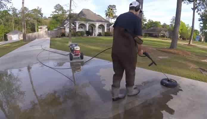 How Much Water Does a Pressure Washer Use
