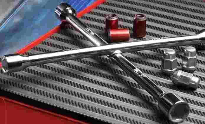 How to choose the best lug wrench