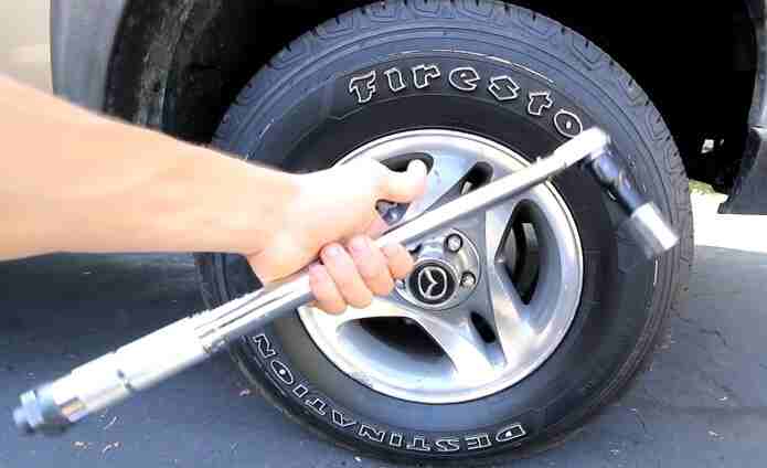 torque wrench for lug nuts