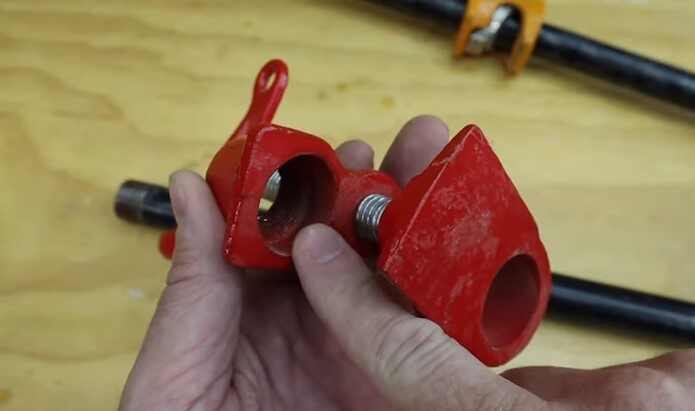 Adjustable Pipe Clamps