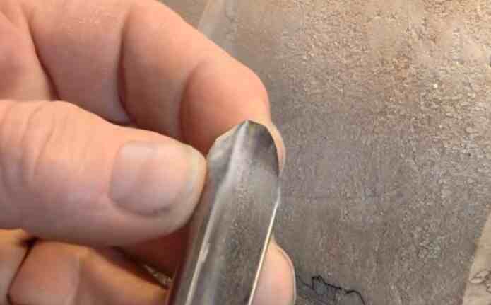 How do you know what size fingernail bowl gouge to use