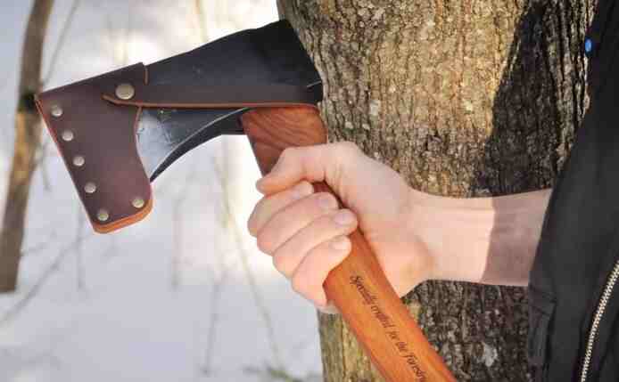 common mistakes people make when using a felling axe